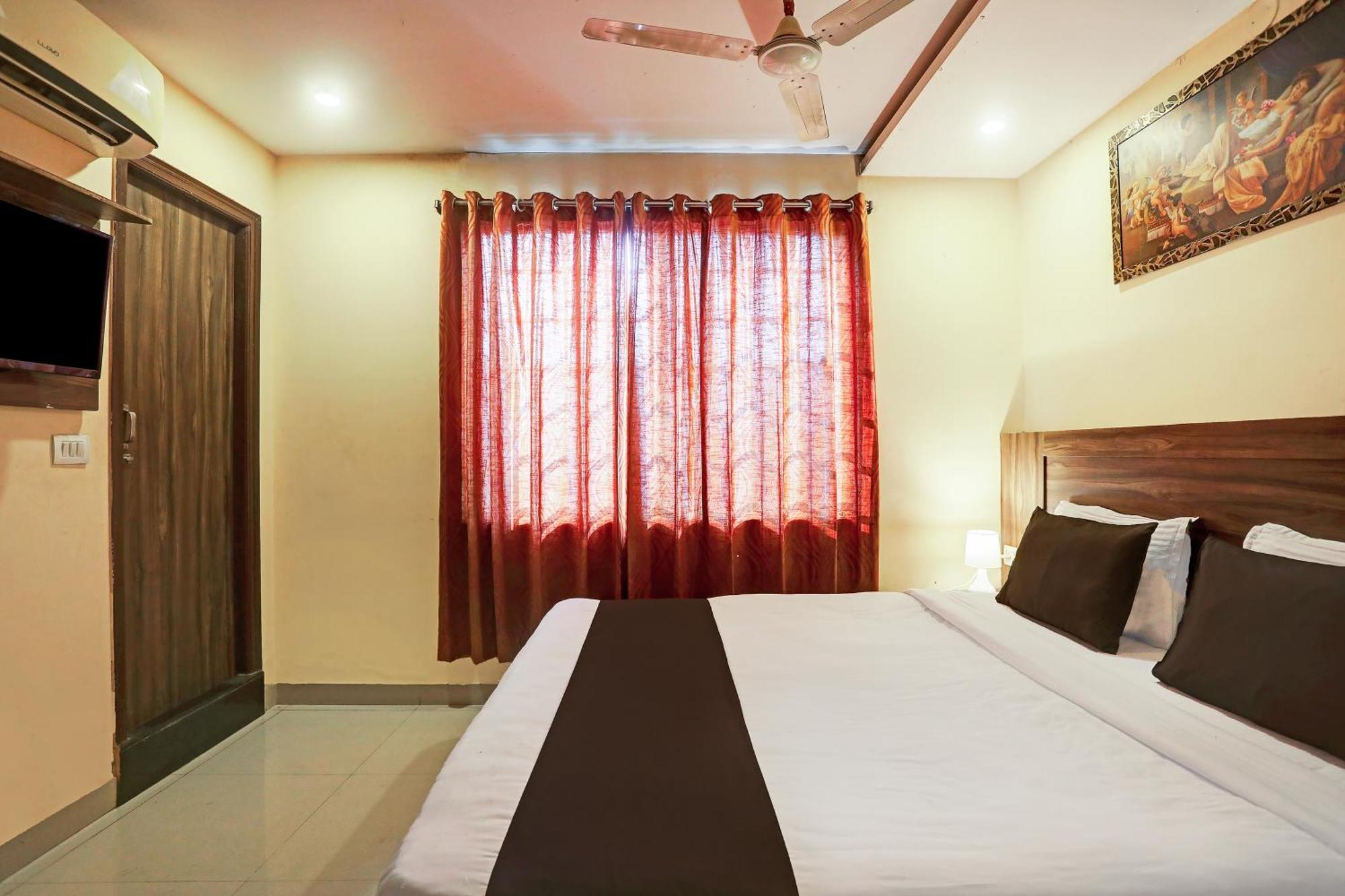 Super Hotel O Vaishnavi Inn Hyderabad Exterior photo