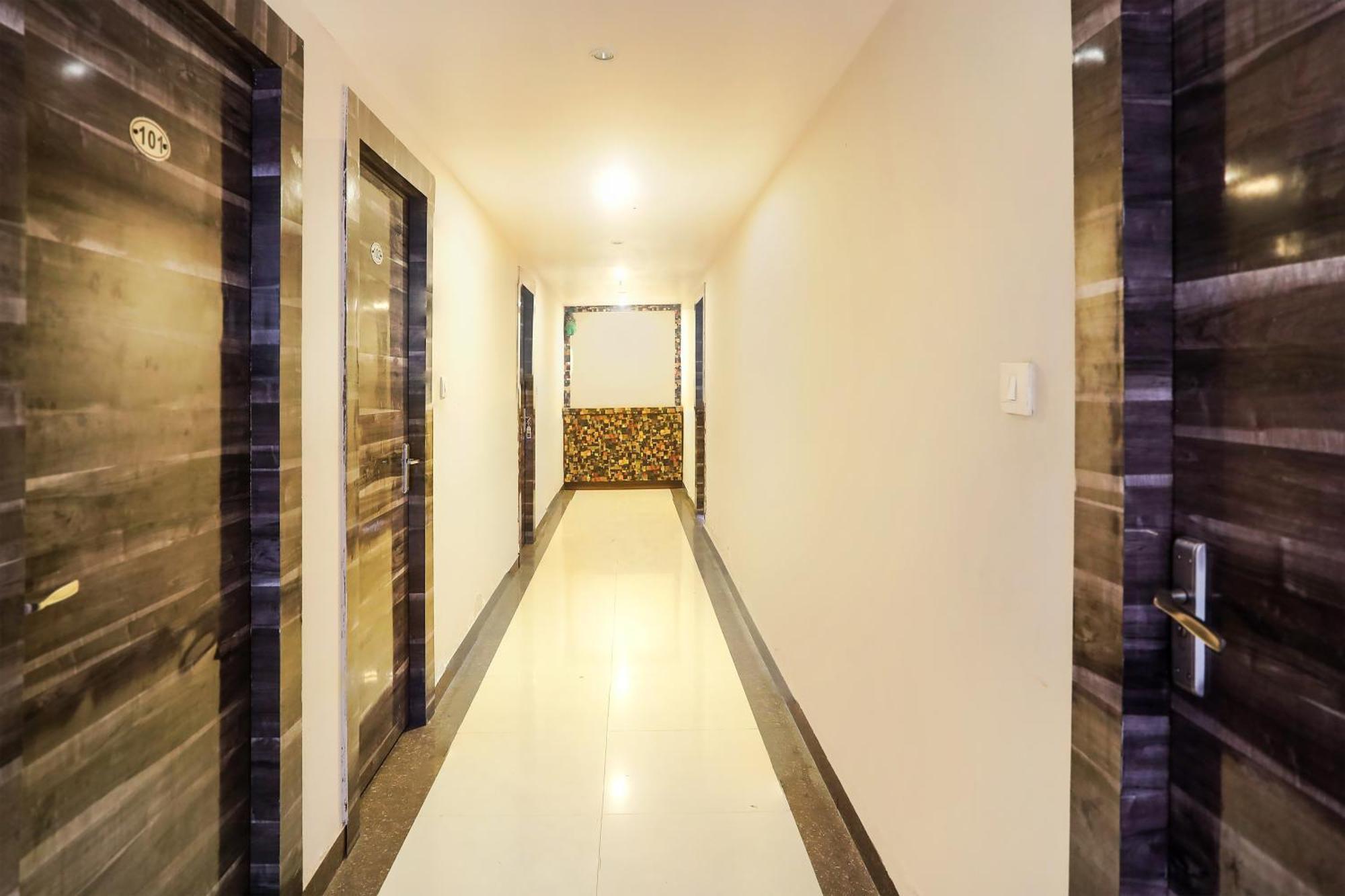 Super Hotel O Vaishnavi Inn Hyderabad Exterior photo